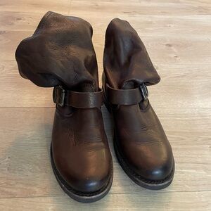 EUC Frye Veronica Slouch Short Moto Boots size 8